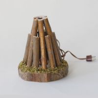 Produktbild zu: Lagerfeuer mit Holzstämmen, 8 x 8 cm